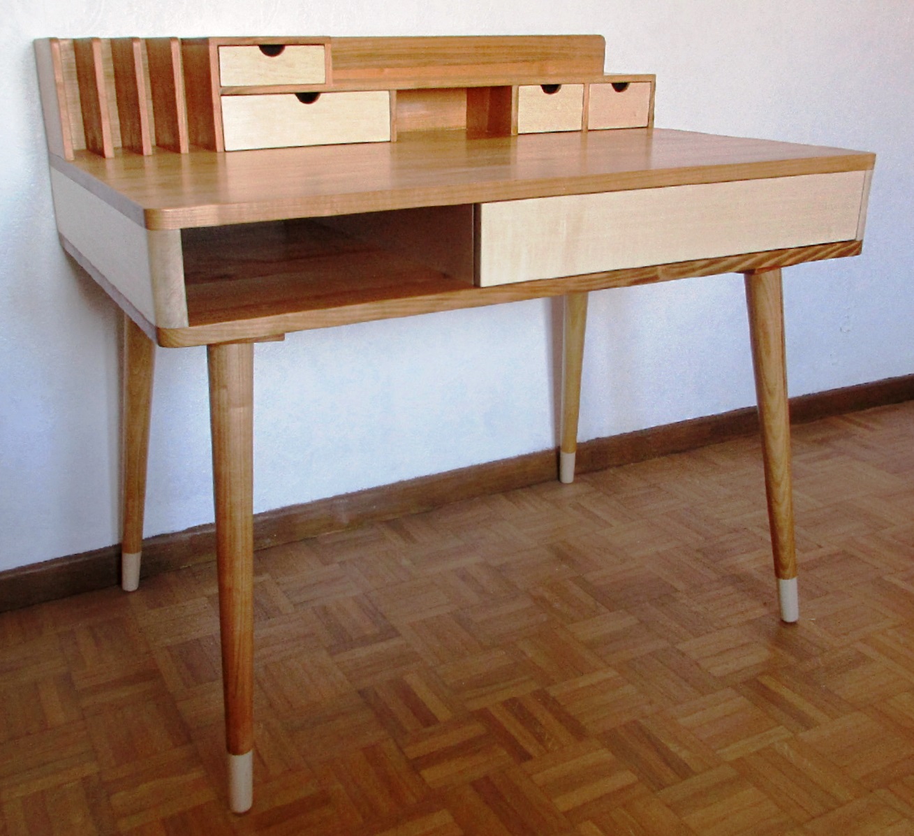 Un bureau-secrétaire moderne Bois+ Bouvet