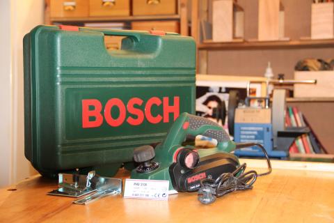 Rabot électrique Bosch PHO 3100